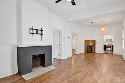 916 E Gonzales St, Pensacola, FL 32503 - Photo 7