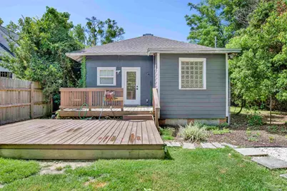 916 E Gonzales St, Pensacola, FL 32503 - Photo 25