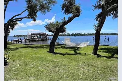 634 1/2 Silvershore Dr, Pensacola, FL 32507 - Photo 1