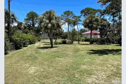 634 1/2 Silvershore Dr, Pensacola, FL 32507 - Photo 3