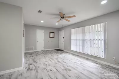 8100 Six Pence Dr, Pensacola, FL 32514 - Photo 7