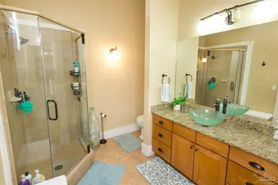 45 S 9th Ave, Pensacola, FL 32502 - Photo 11