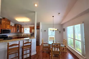 949 Osprey Ct, Pensacola, FL 32507 - Photo 9