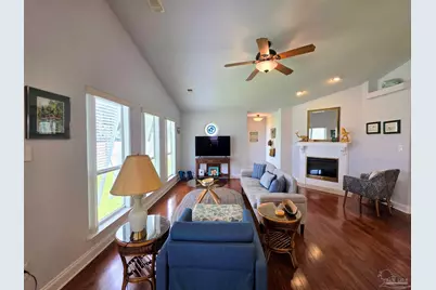 949 Osprey Ct, Pensacola, FL 32507 - Photo 7