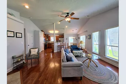 949 Osprey Ct, Pensacola, FL 32507 - Photo 3