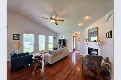949 Osprey Ct, Pensacola, FL 32507 - Photo 5
