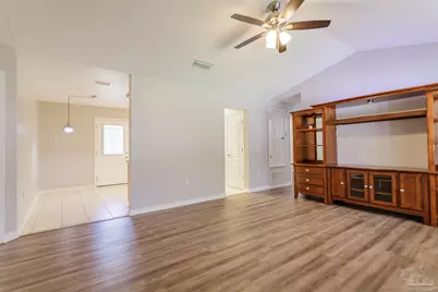 7282 Birdie Ln, Milton, FL 32570 - Photo 7