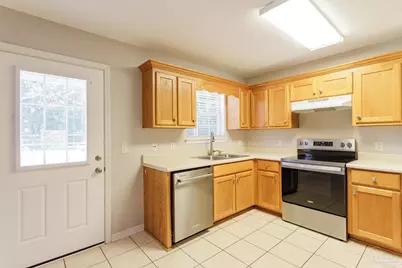 7282 Birdie Ln, Milton, FL 32570 - Photo 9