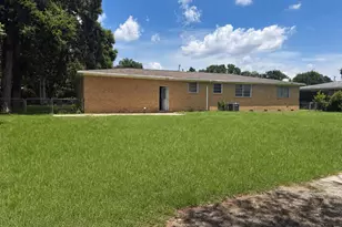 1701 Bakalane Ave, Pensacola, FL 32504 - Photo 3