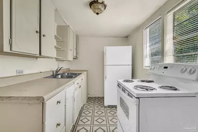 1040 Wayne Ave, Pensacola, FL 32507 - Photo 15