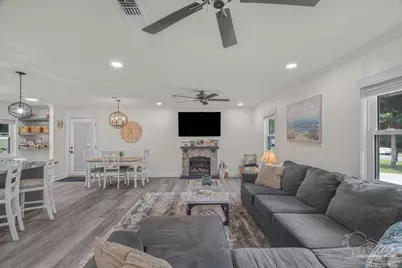 4420 Mundy Ln, Pace, FL 32571 - Photo 7