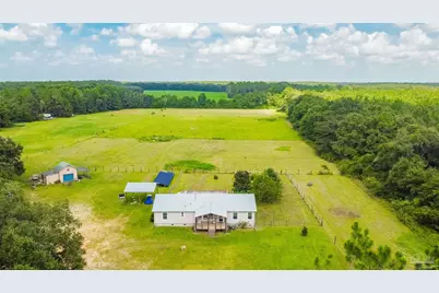 390 Brooks Rd, Baker, FL 32531 - Photo 9