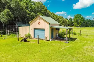 390 Brooks Rd, Baker, FL 32531 - Photo 3