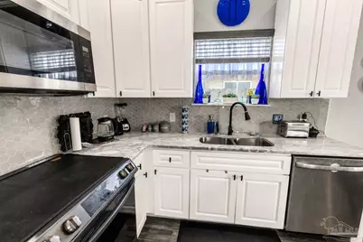 310 Hilburn Pl, Pensacola, FL 32504 - Photo 19