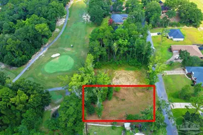 104 Par Ct, Crestview, FL 32536 - Photo 1