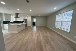 420 Dolphin St, Gulf Breeze, FL 32561 - Photo 5