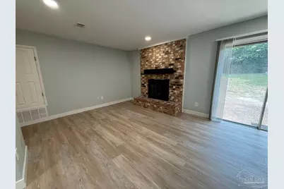 420 Dolphin St, Gulf Breeze, FL 32561 - Photo 11
