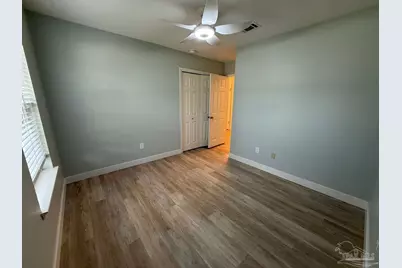 420 Dolphin St, Gulf Breeze, FL 32561 - Photo 25