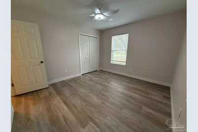 420 Dolphin St, Gulf Breeze, FL 32561 - Photo 23
