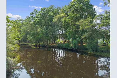5751 Dunbar Cir, Milton, FL 32583 - Photo 5
