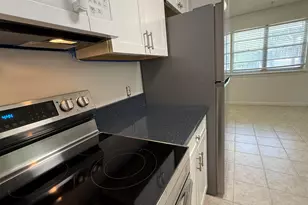 1200 Shoreline Dr, Gulf Breeze, FL 32561 - Photo 11