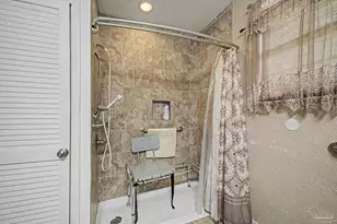 2910 Michael Dr, Pensacola, FL 32505 - Photo 35