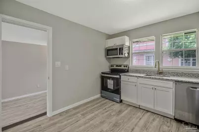 3031 W Jackson St, Pensacola, FL 32505 - Photo 7