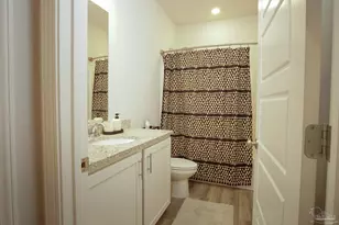 6549 Captiva Dr, Milton, FL 32570 - Photo 21