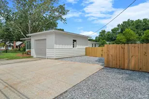 1800 N Baylen St, Pensacola, FL 32501 - Photo 33