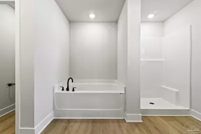 1871 Summer Pecan Dr #60B, Cantonment, FL 32533 - Photo 11