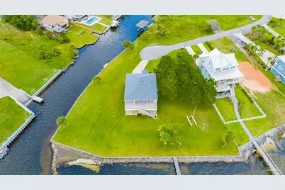 1002 Magnolia Ln, Gulf Breeze, FL 32563 - Photo 55