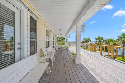1002 Magnolia Ln, Gulf Breeze, FL 32563 - Photo 35