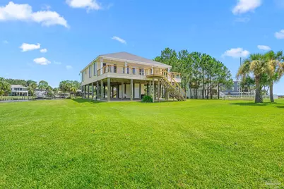 1002 Magnolia Ln, Gulf Breeze, FL 32563 - Photo 47