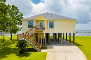1002 Magnolia Ln, Gulf Breeze, FL 32563 - Photo 3