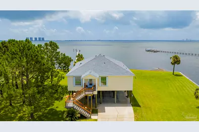 1002 Magnolia Ln, Gulf Breeze, FL 32563 - Photo 45
