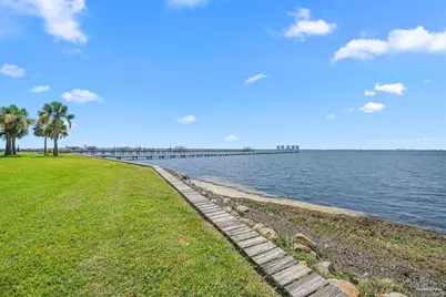 1002 Magnolia Ln, Gulf Breeze, FL 32563 - Photo 33