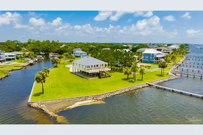 1002 Magnolia Ln, Gulf Breeze, FL 32563 - Photo 49
