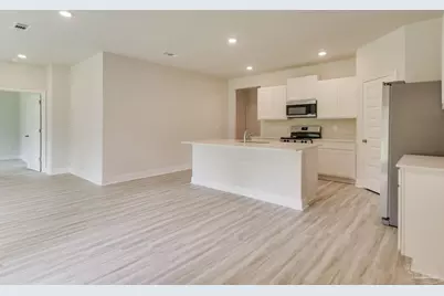 4981 Gaineswood Dr, Milton, FL 32583 - Photo 3