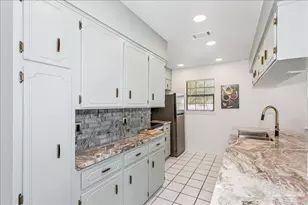 320 E Mallory St, Pensacola, FL 32503 - Photo 15