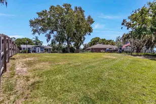 7631 Petersen Point Rd, Milton, FL 32583 - Photo 53