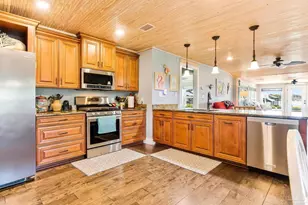 7631 Petersen Point Rd, Milton, FL 32583 - Photo 5
