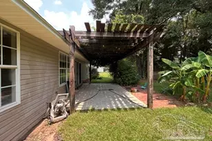 5563 Chantilly Cir, Milton, FL 32583 - Photo 15
