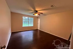 5563 Chantilly Cir, Milton, FL 32583 - Photo 9