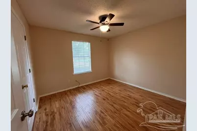 5563 Chantilly Cir, Milton, FL 32583 - Photo 11