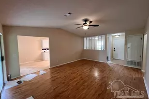 5563 Chantilly Cir, Milton, FL 32583 - Photo 3