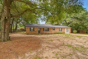 5905 Stephanie Dr, Milton, FL 32570 - Photo 39