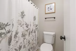 5905 Stephanie Dr, Milton, FL 32570 - Photo 13