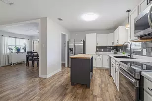 5905 Stephanie Dr, Milton, FL 32570 - Photo 3