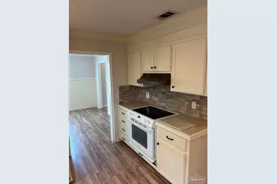 3111 Leesburg Sq, Pensacola, FL 32504 - Photo 9
