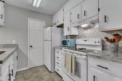 1806 San Dollar Cir, Pensacola, FL 32504 - Photo 9